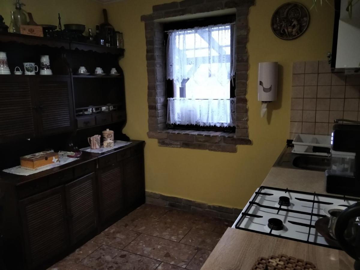 Moezsi Apartman Tolna Экстерьер фото