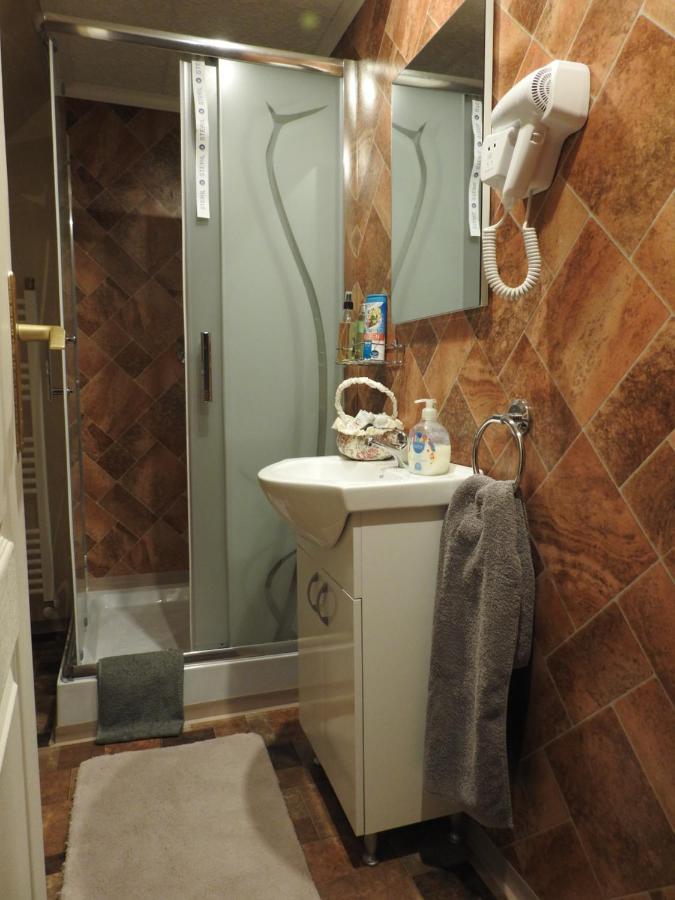 Moezsi Apartman Tolna Экстерьер фото
